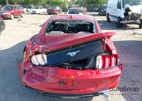 2020 Ford Mustang Ecoboost Fastback z USA, uszkodzony, nr VIN 1FA6P8TH8L5167063